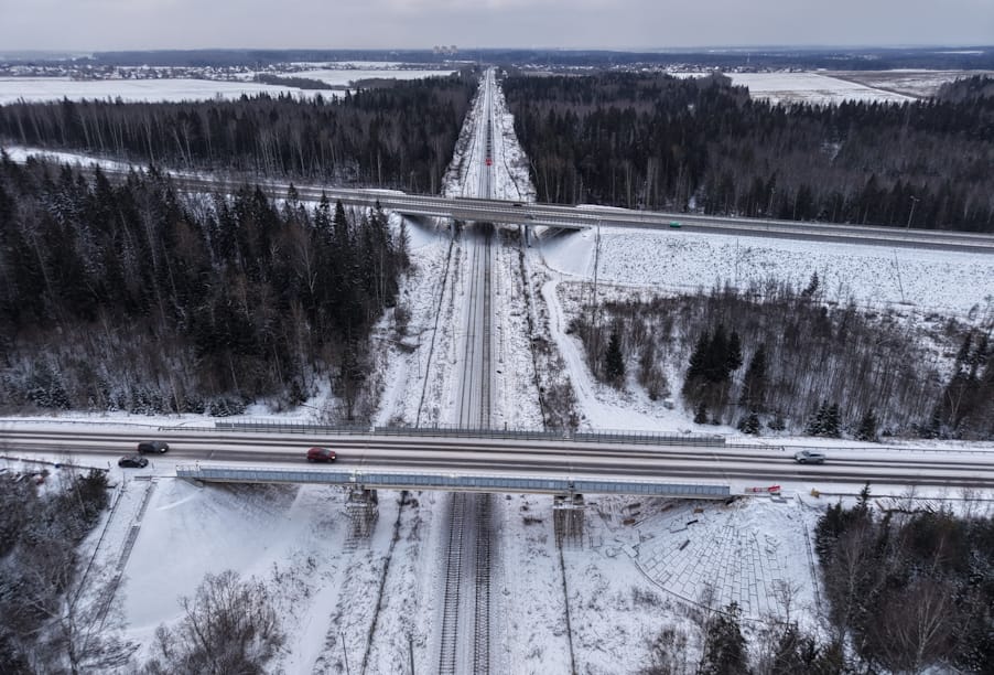 В Подмосковном Солнечногорске запущено рабочее движение по путепроводу на Обуховском шоссе